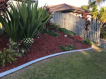 lawn-mowing-gardening-maintenance-pacific-pines