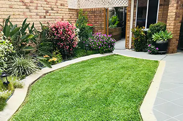 lawn mowing gold coast